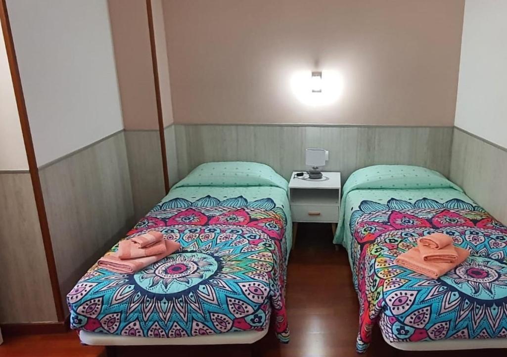 Apartamento Vilallonga Фигерас Екстериор снимка
