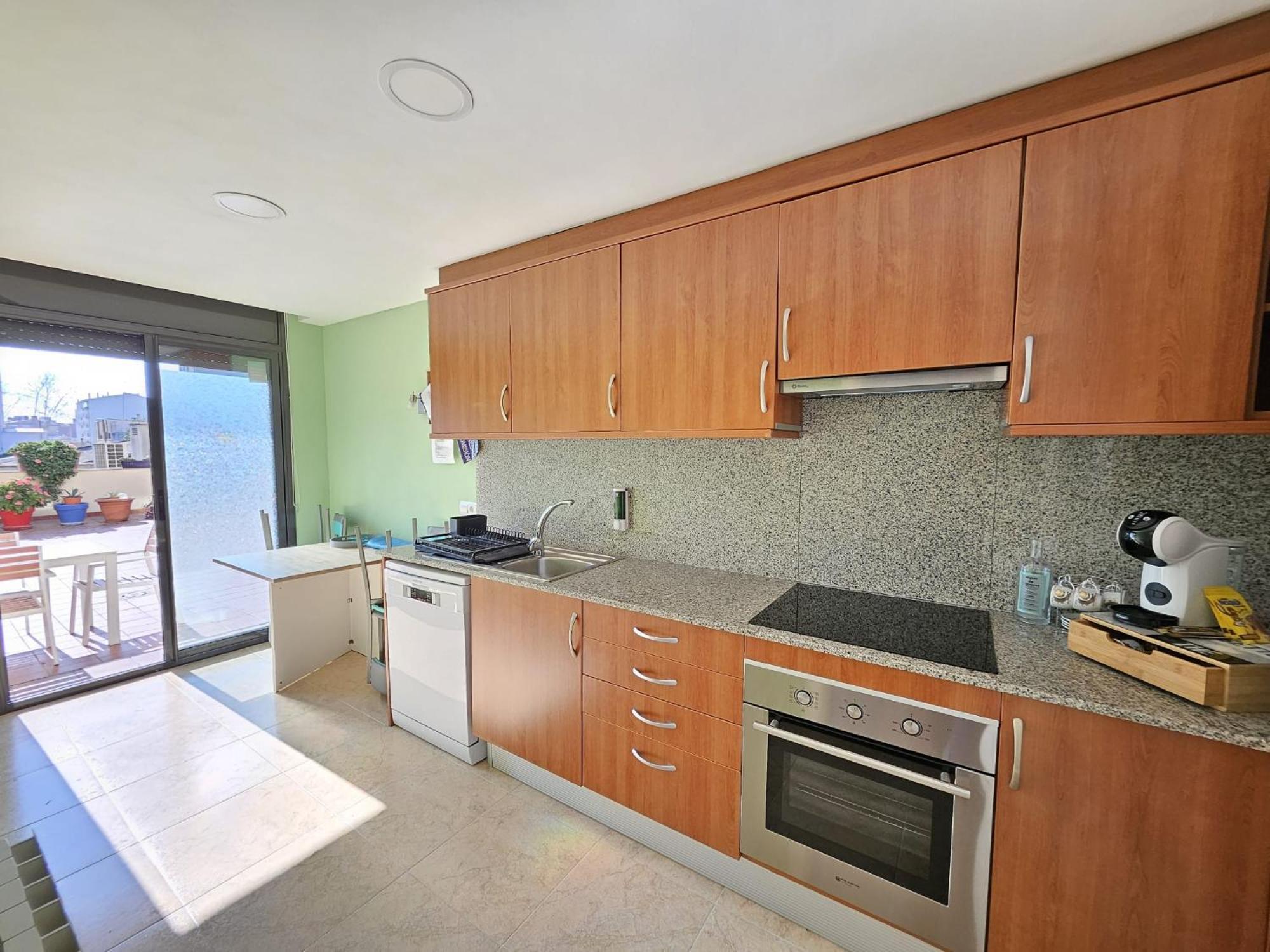 Apartamento Vilallonga Фигерас Екстериор снимка