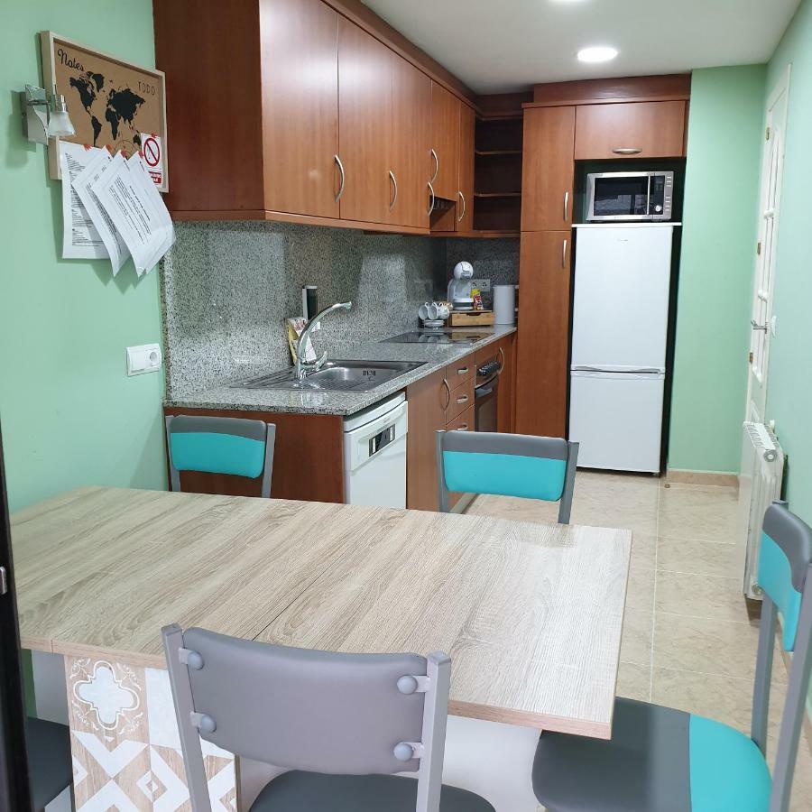 Apartamento Vilallonga Фигерас Екстериор снимка